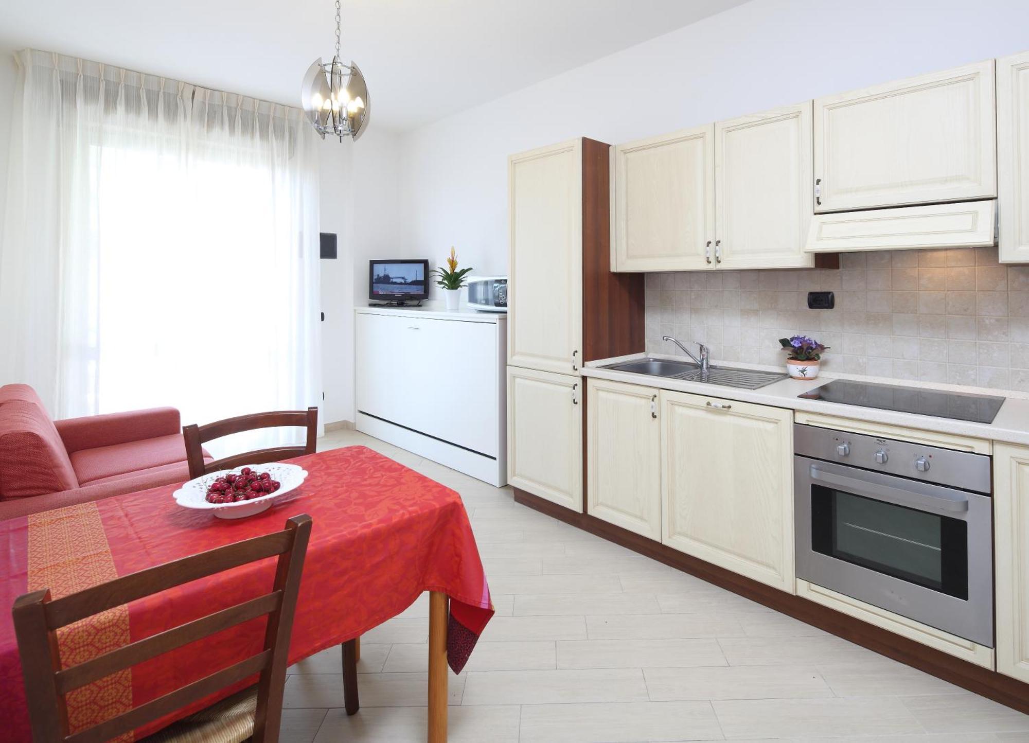Residence Hotel Kriss Deiva Marina Kültér fotó