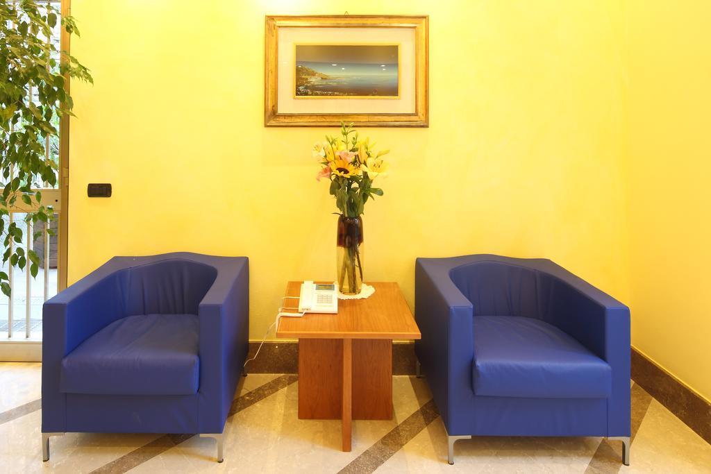Residence Hotel Kriss Deiva Marina Kültér fotó