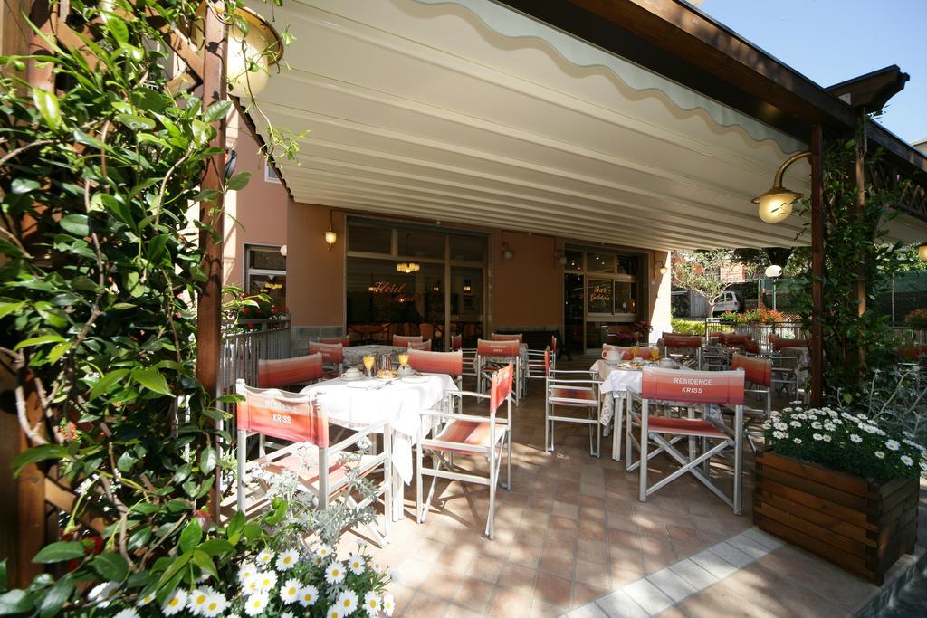 Residence Hotel Kriss Deiva Marina Kültér fotó